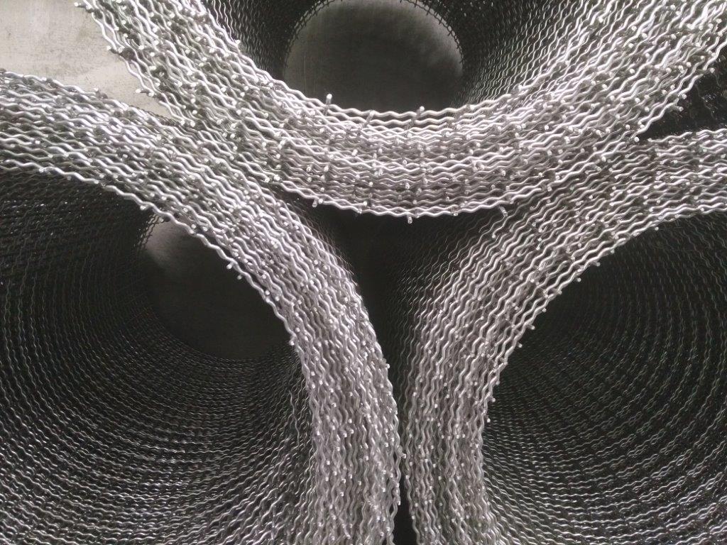 dettaglio rotoli rete in acciaio inox ondulata Metalreti